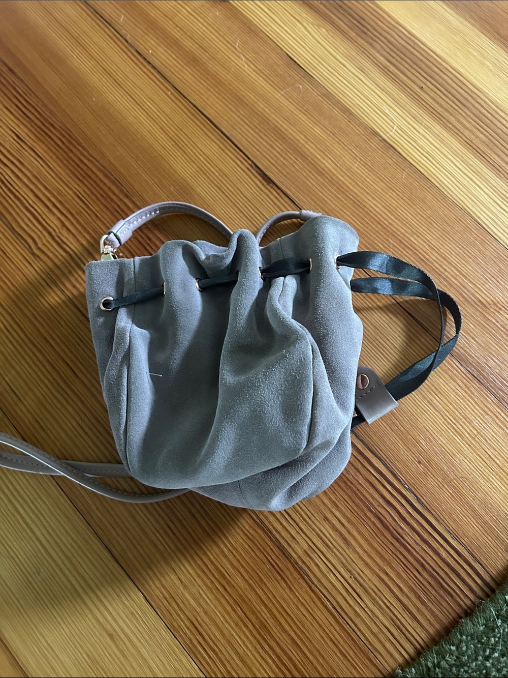 Repetto Women’s Suede Drawstring Bucket Bag - Mauve with pink leather strap